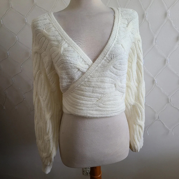 Miss Love Wrap Knit Sweater / Sweet Cream / Size Medium - Picture 3 of 5
